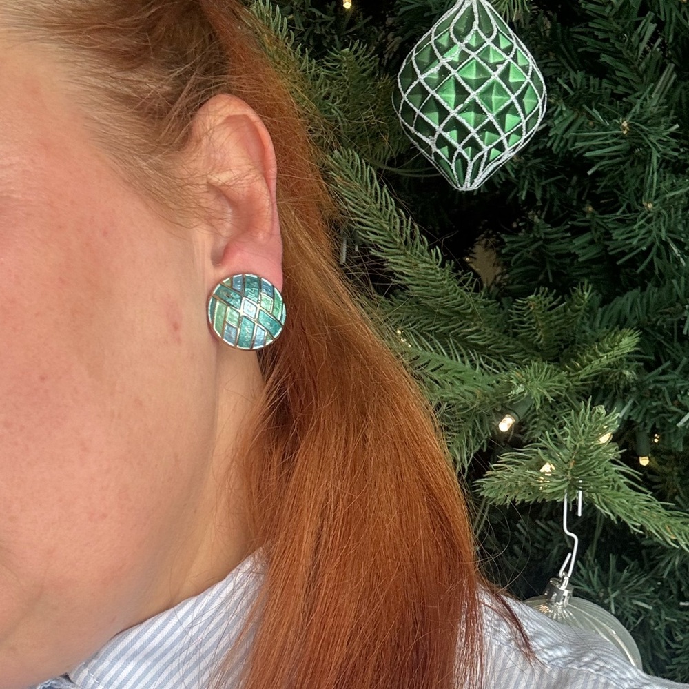 Vintage Ciro Enamel Clip-On Earrings – Signed & Patent Stamped - Picture 5 of 10